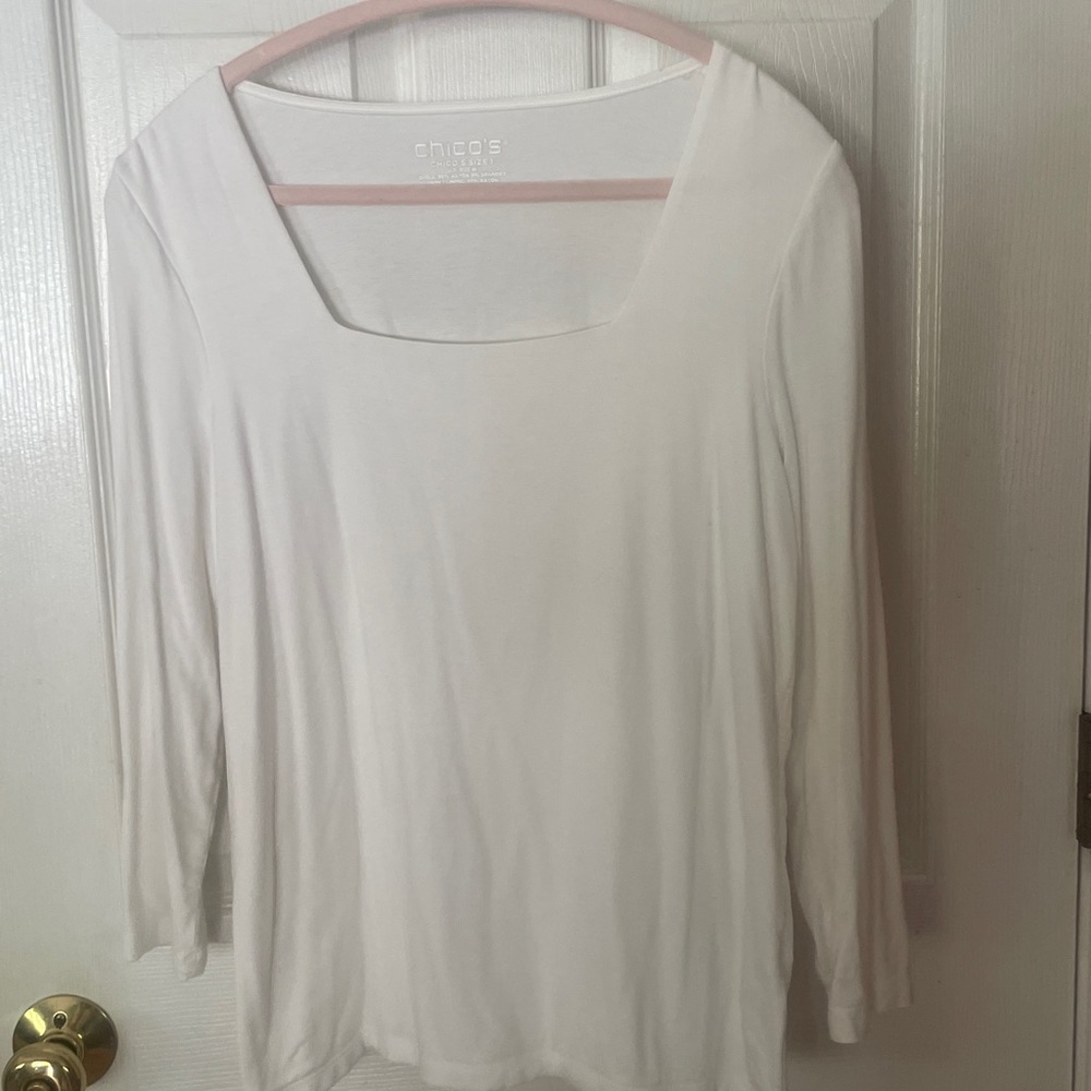 Chico's Size 1 8/M Emma T-Shirt Square neck elegant top great for work or casual